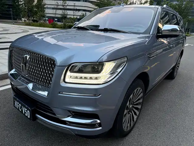 Lincoln Navigator 2019