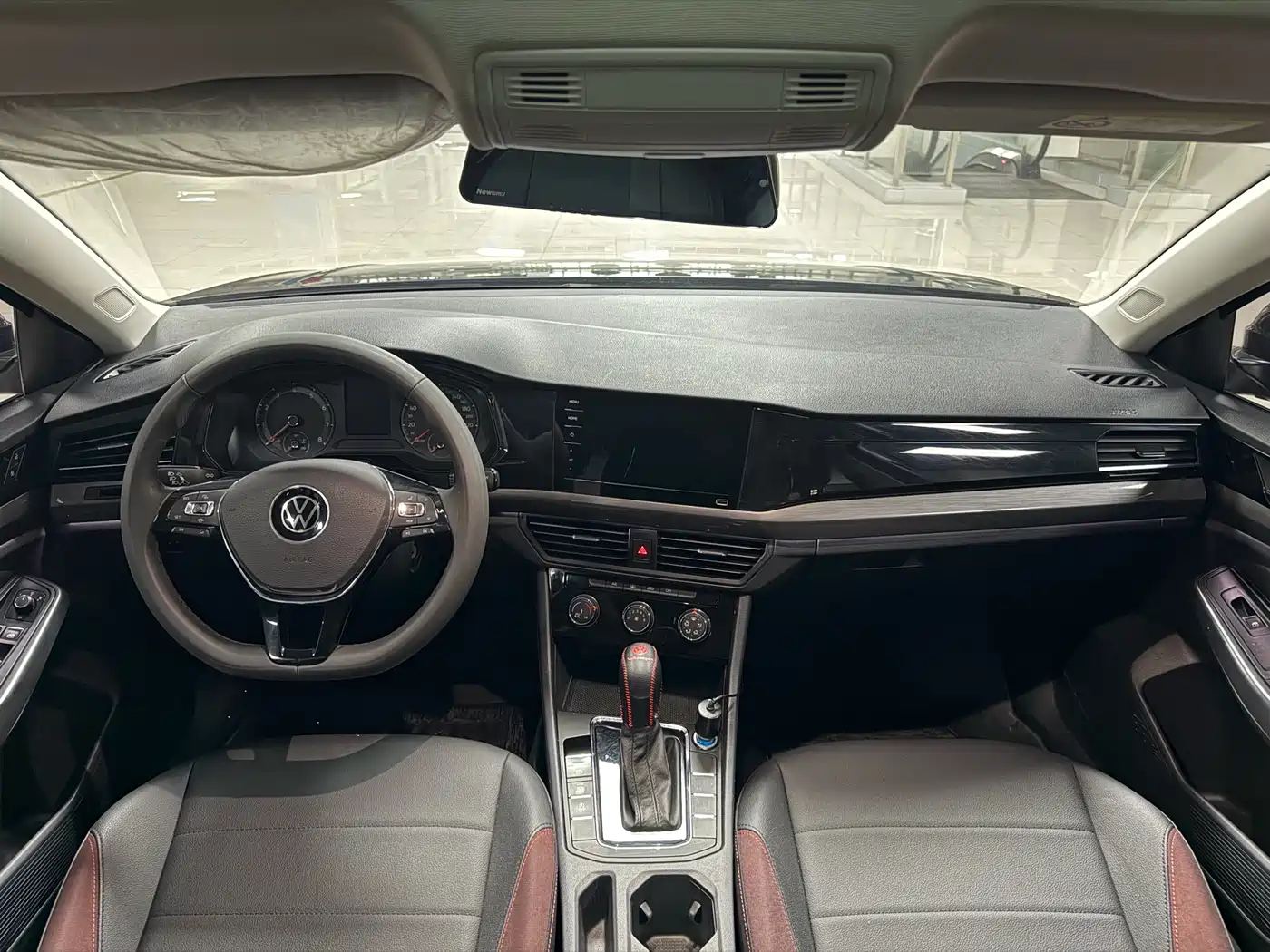 Volkswagen Bora 2021 1.5L Automatic Comfort Smart Edition фото 10