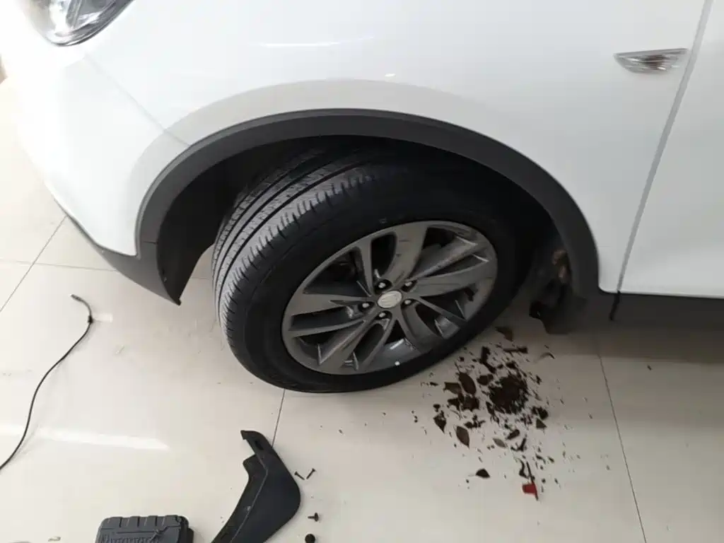 Фото 23 - Buick Encore
