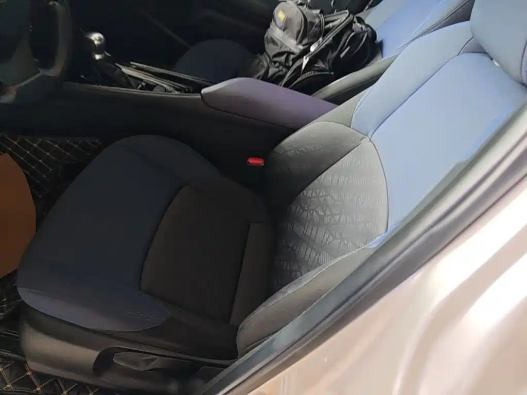 Toyota C-HR 2019 2020 Model 2.0L Leading