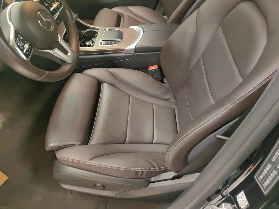 Фото 9 - Mercedes-Benz GLC