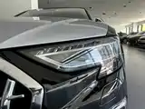 Фото 13 - Audi A8