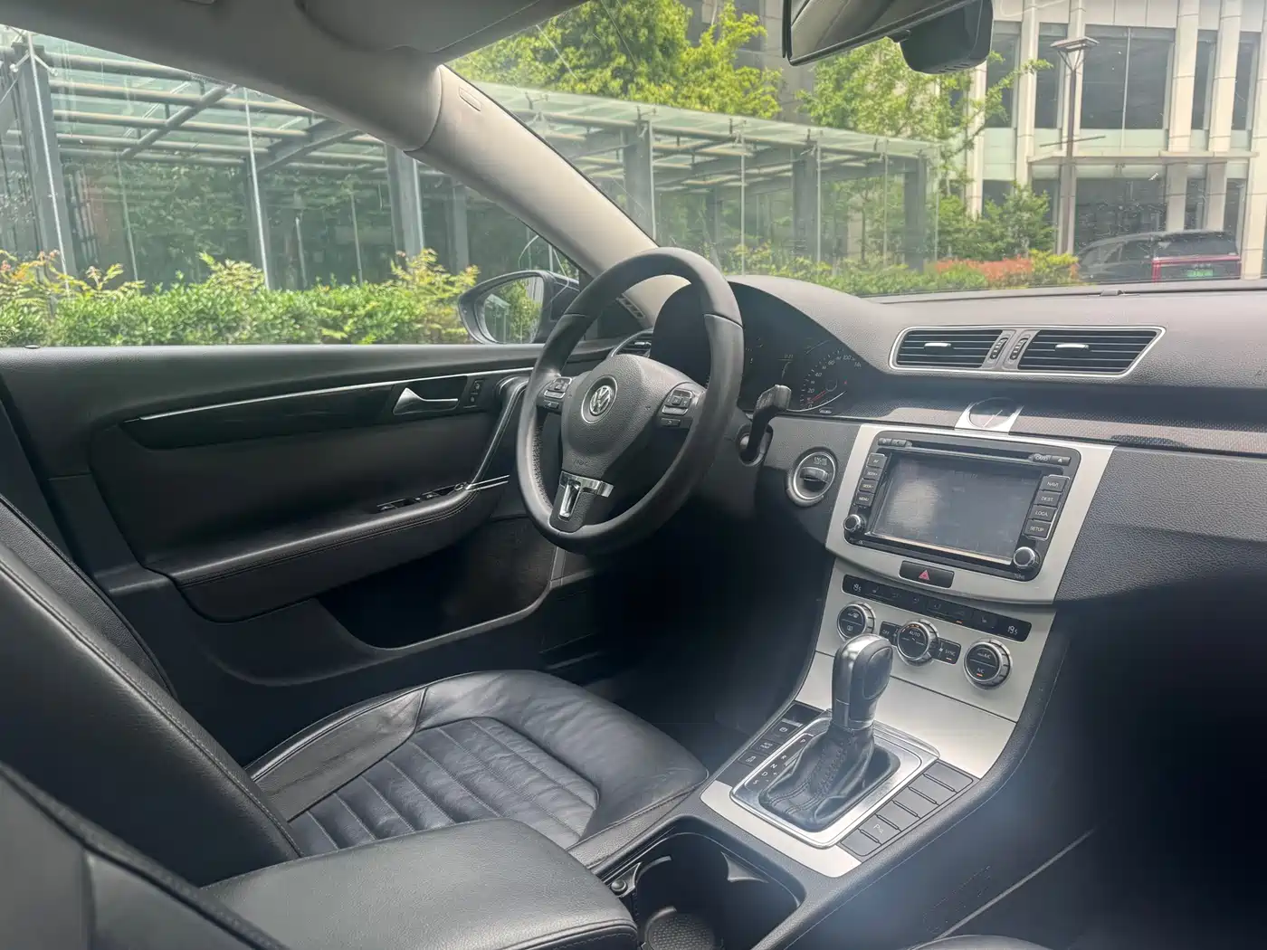 Volkswagen Magotan 2012 Facelift 1.8TSI Luxury фото 15