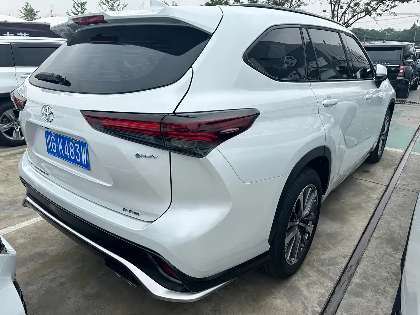 Toyota Crown Kluger 2024 2.5L HEV 4WD Luxury Edition фото 15