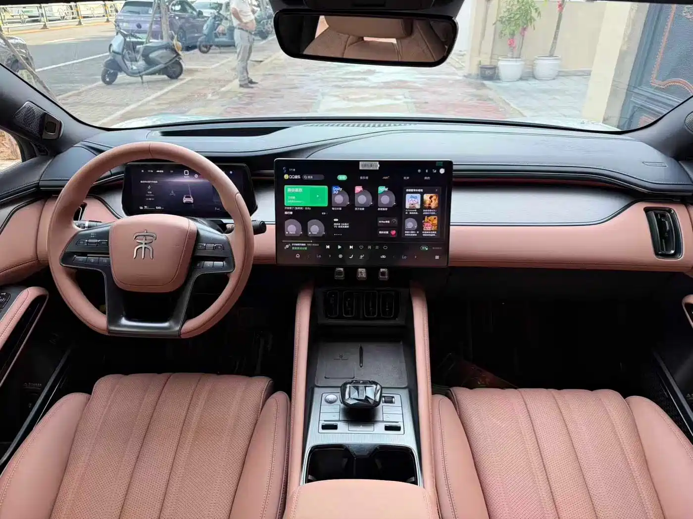BYD Song L EV 2024 Model 662km Excellence фото 4
