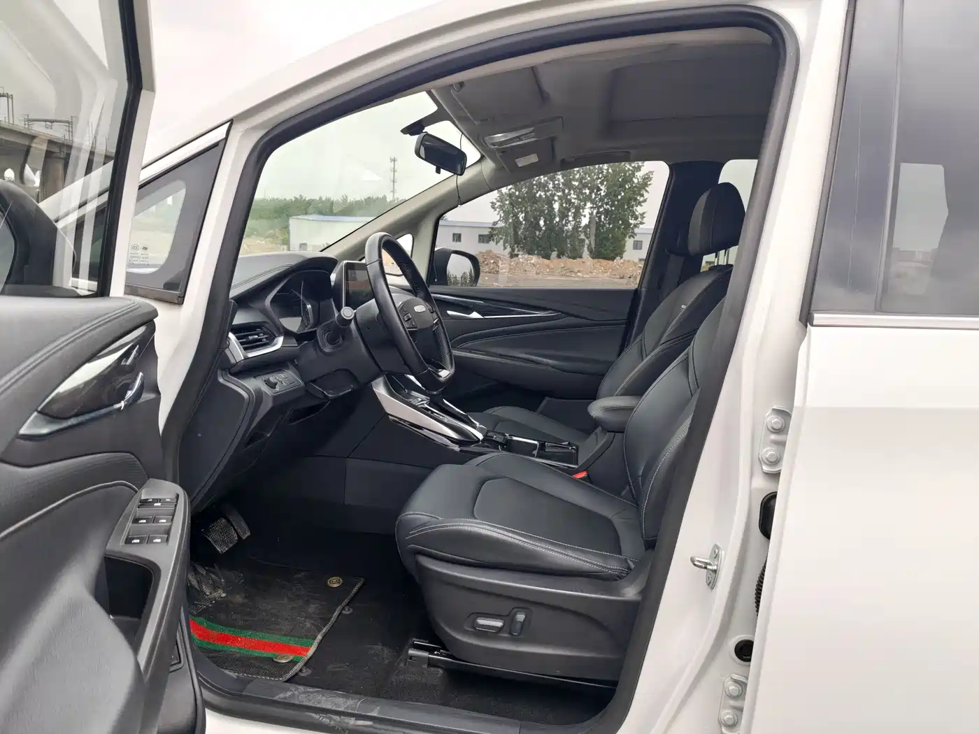 SAIC MAXUS CHASE G50