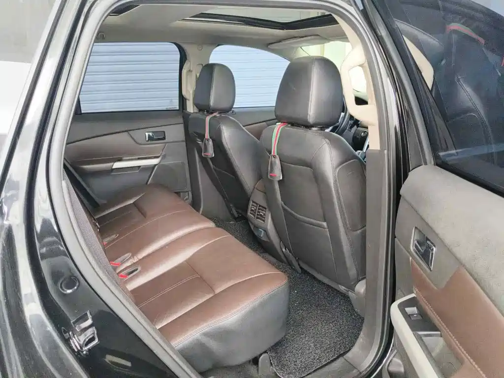 Ford Edge (Import) 2014 2012 2.0T Prestige
