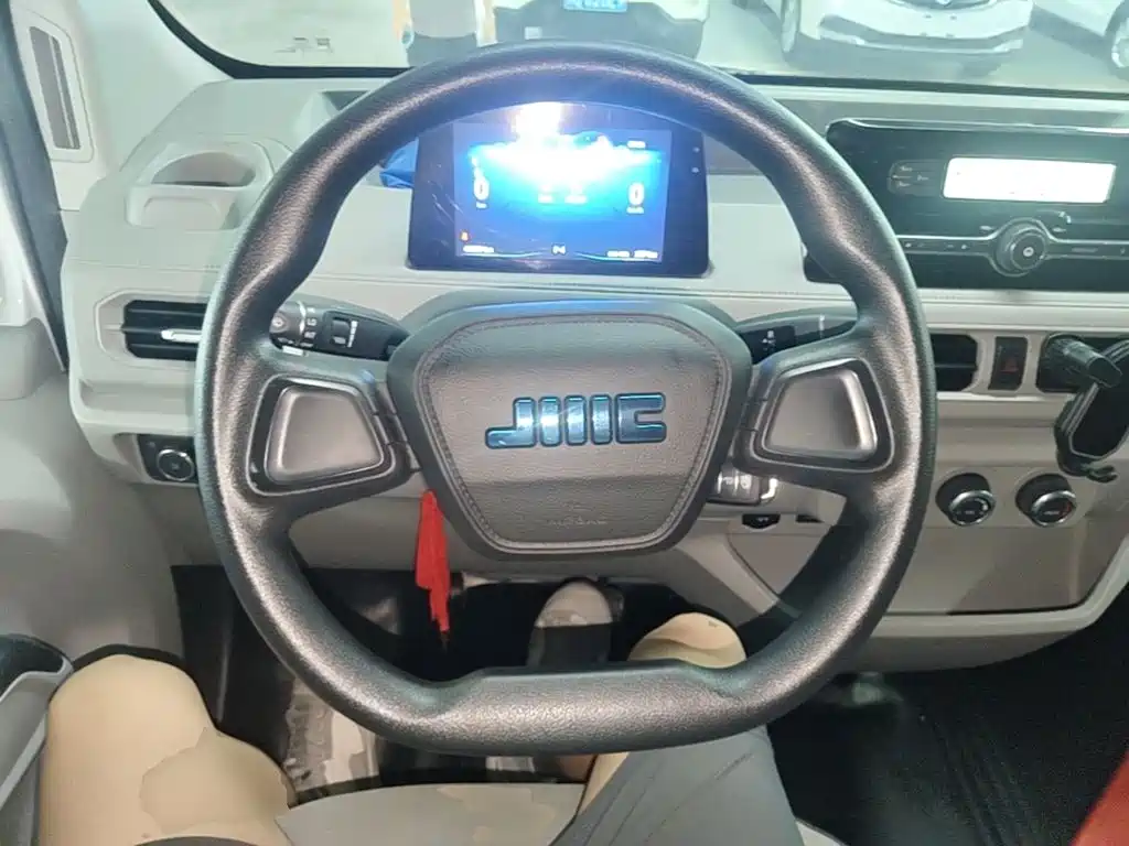 Jiangling E-Fushun 2025 2025 Clear Window Version 41.86kWh Short Wheelbase Low Roof