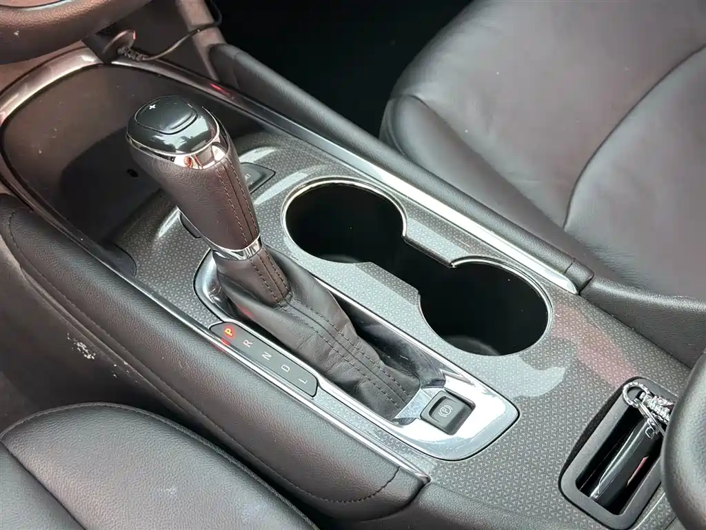 Chevrolet Malibu XL 2018 530T Auto RuiChi Edition фото 19