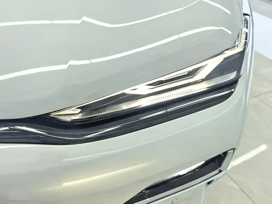 Geely Galaxy Galaxy Xingyao 8 2026 2025 130km EM-i Premium Edition