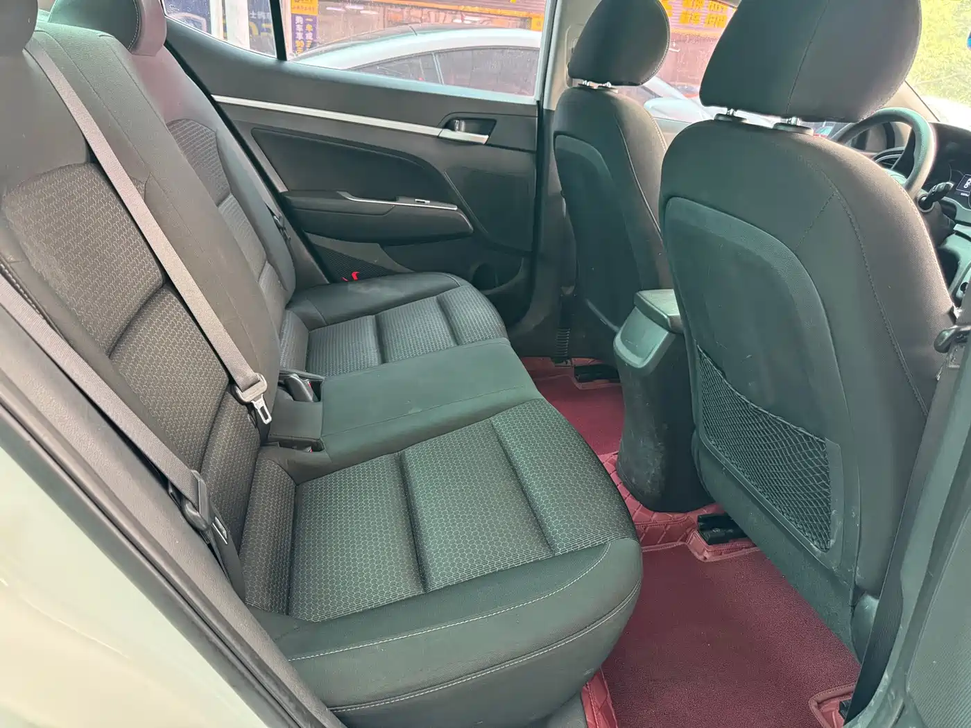 Hyundai Elantra 2016 Model 1.6L Automatic Smart Elite фото 14