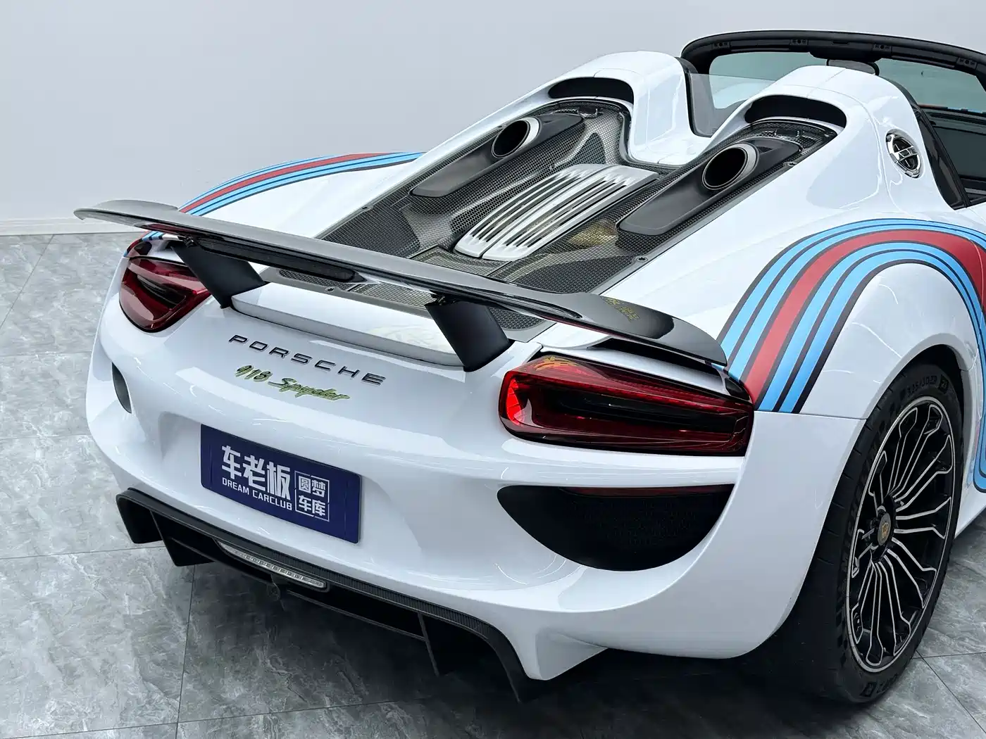 Porsche 918 Spyder 2015 2014 4.6L