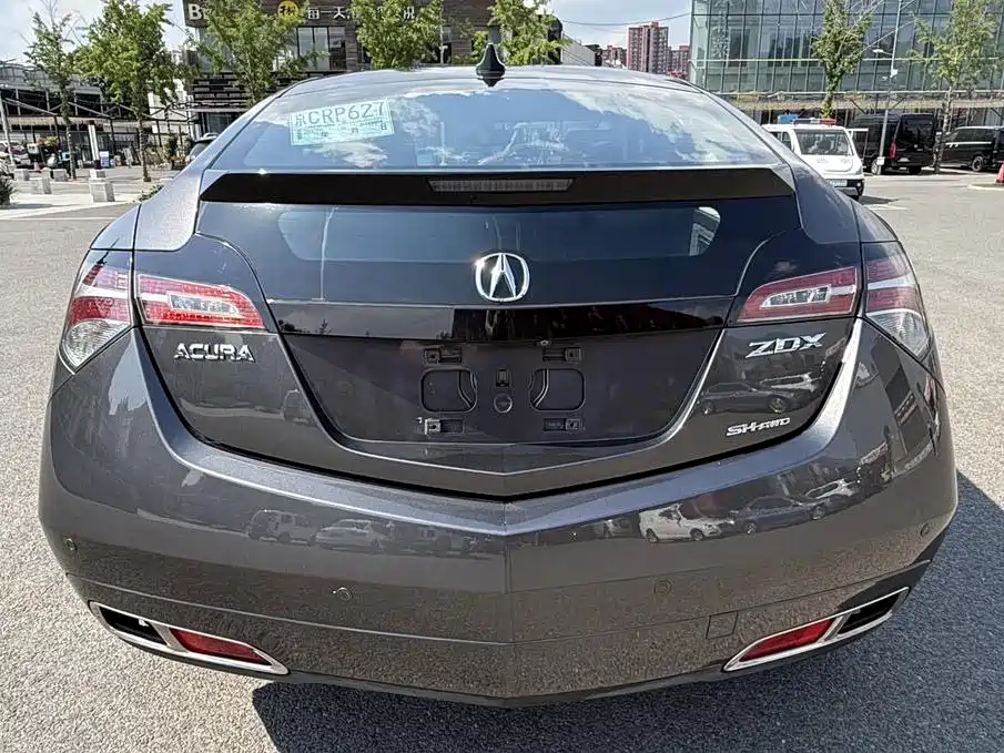Фото 10 - Acura ZDX