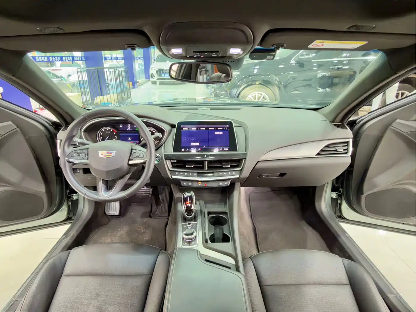 CADILLAC CT5