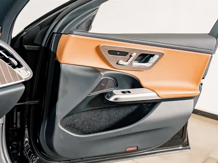 Mercedes-Benz E-Class 2025 Facelift E 300 L Fashion фото 14