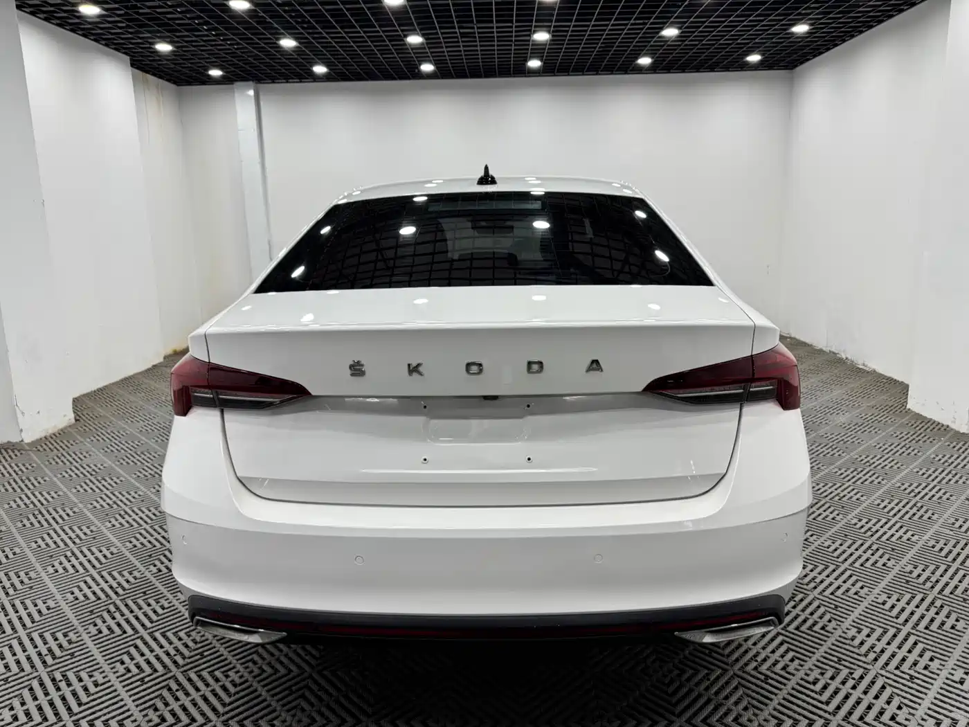 Škoda Octavia 2022 PRO TSI280 Luxury Edition фото 8