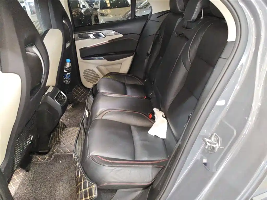 Lynk & Co 02 2018 Model 1.5T DCT 2WD Yao Pro Edition China V фото 17