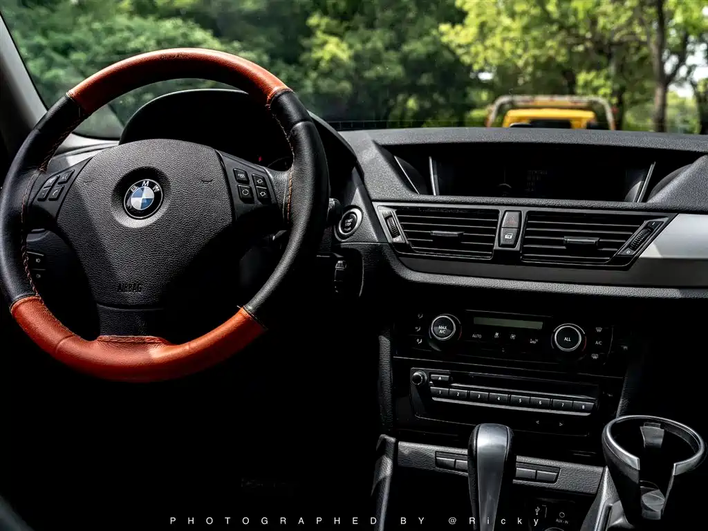 BMW X1 (Import) 2012 sDrive18i Luxury фото 4