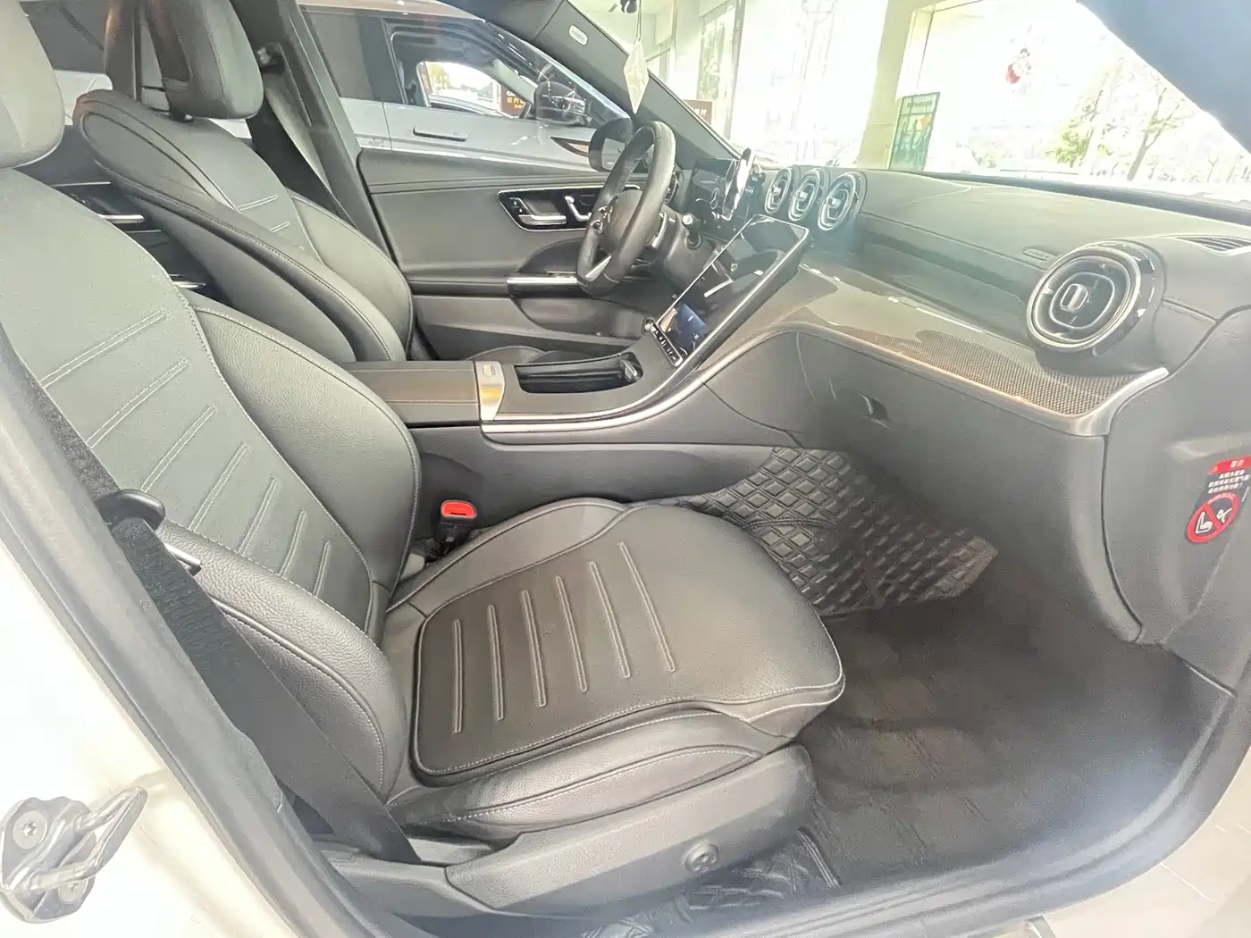 Mercedes-Benz C-Class 2023 C 260 L Sport фото 4