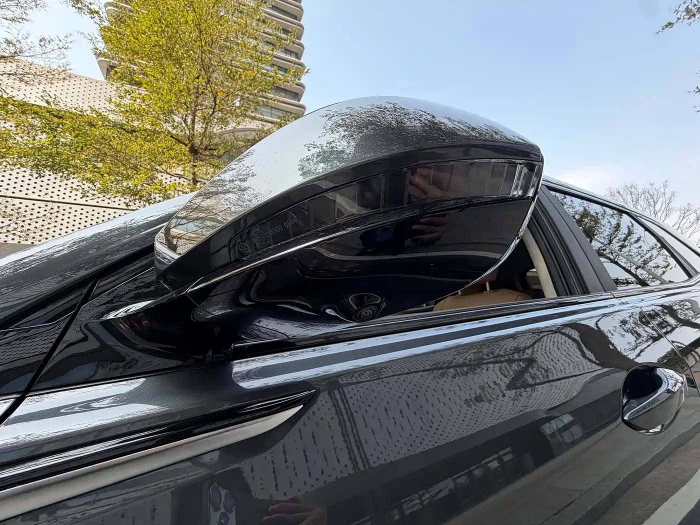 BLUE ELECTRIC BLUE ELECTRIC E5