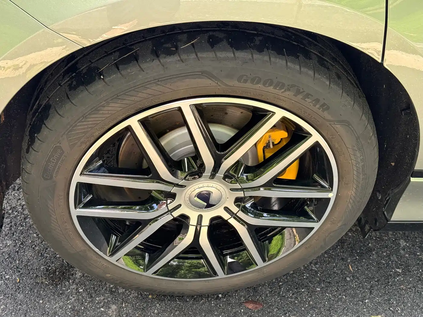 Denza Z9GT 2026 2024 Model 1100 AWD Pro Edition