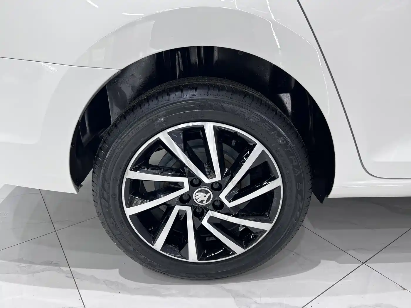 Škoda Rapid 2022 1.5L Automatic Comfort Edition фото 17
