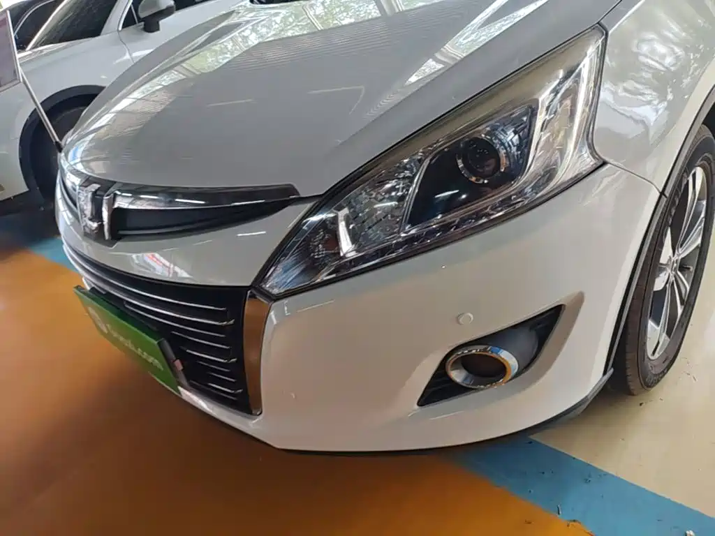 Luxgen U6 SUV 2016 2016 1.8T Fashion Value