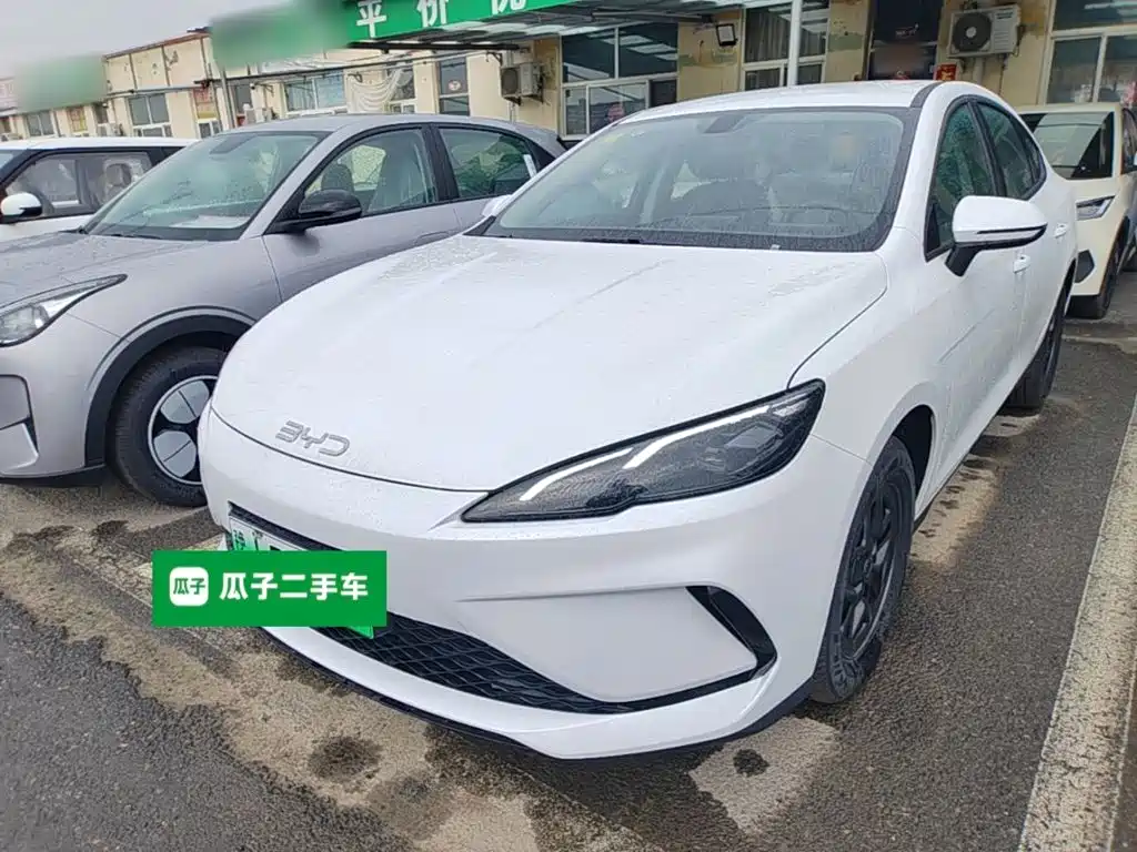BYD Hai Bao 05 DM-i 2026 DM-i 128KM Luxury