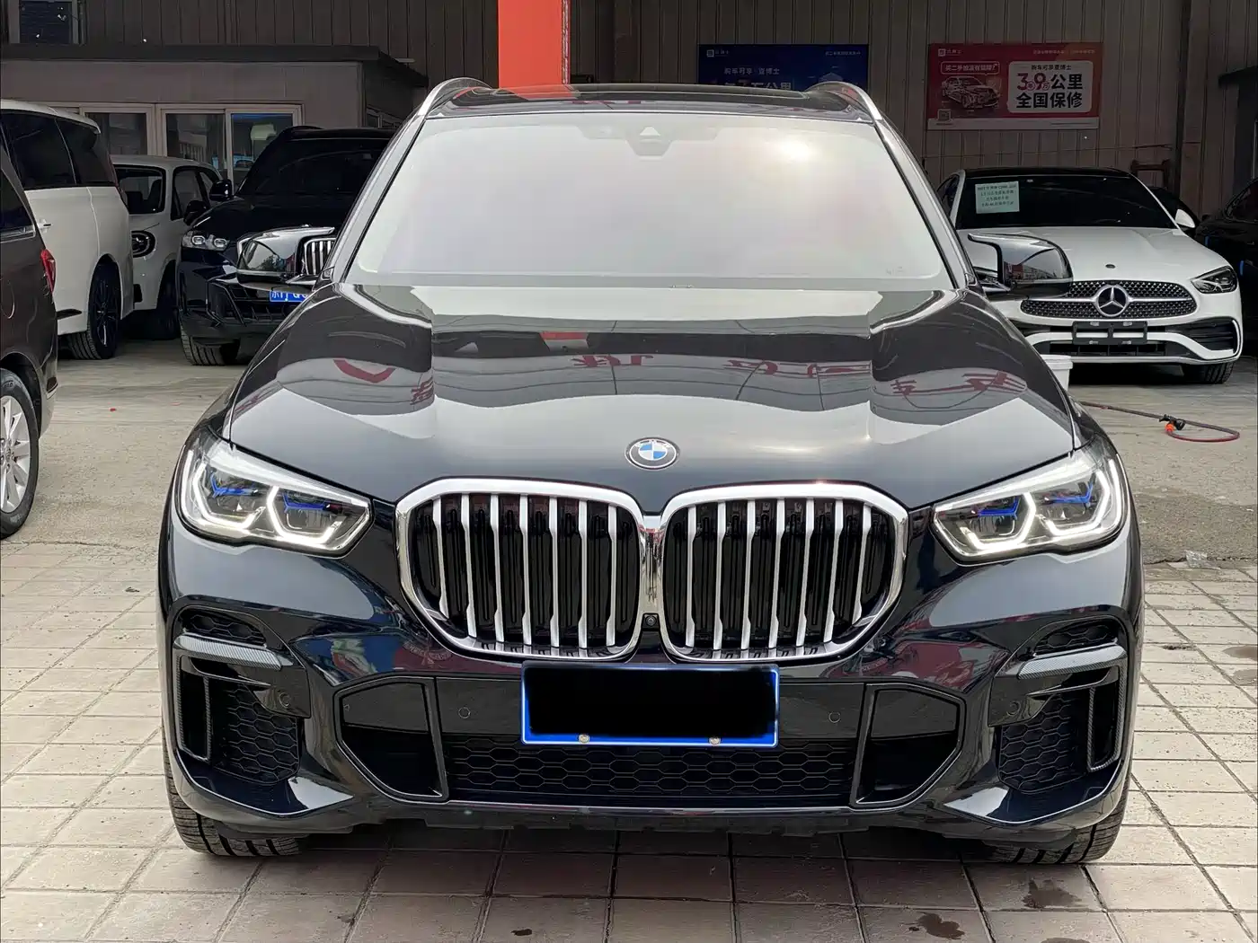 BMW X5 2022 xDrive 30Li Premium M Sport Package фото 4