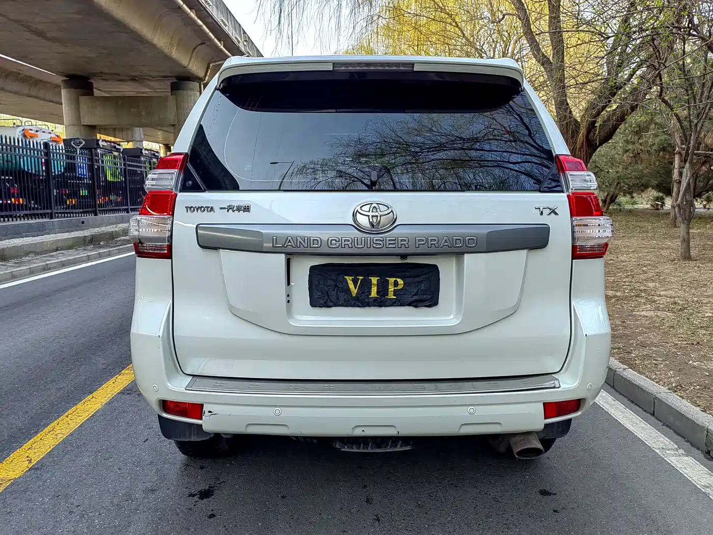 Toyota Prado 2015 2.7L Automatic Standard фото 6