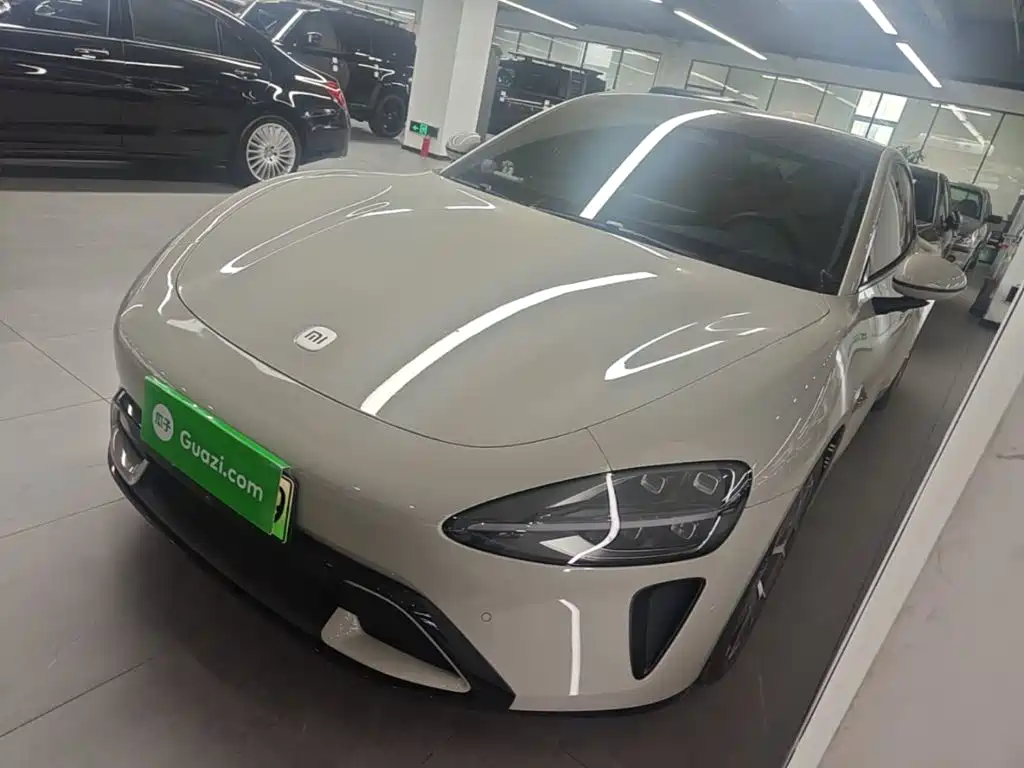 Xiaomi SU7 2024
