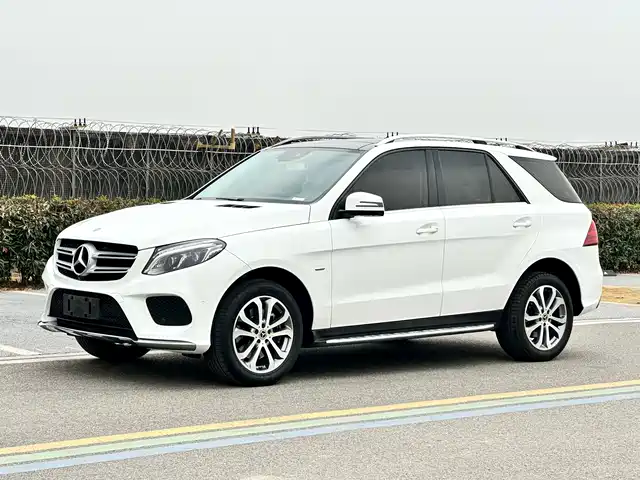 MERCEDES-BENZ GLE