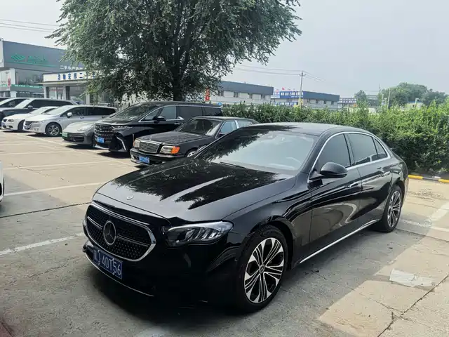 Mercedes-Benz E-Class 2025