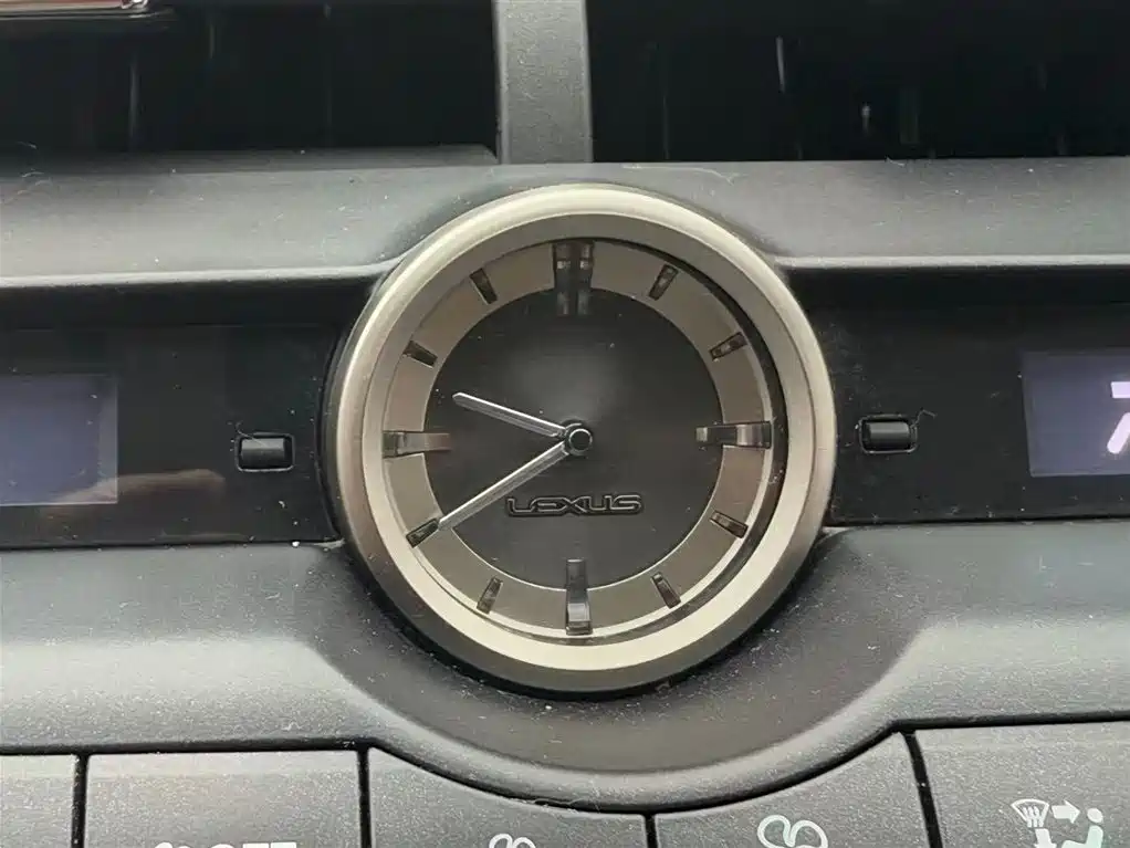 Lexus NX 2015 200 FWD Premium фото 10