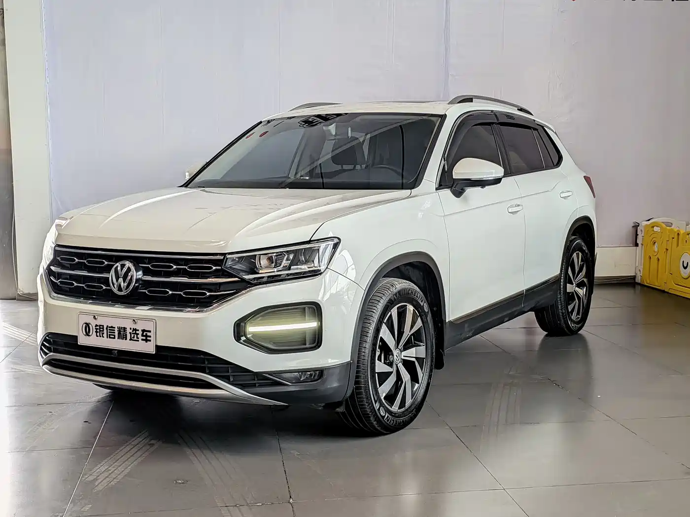 Volkswagen Tayron 2019 330TSI 2WD Luxury China VI фото 2