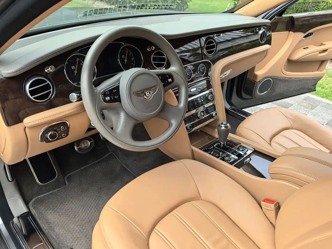 Фото 7 - Bentley Mulsanne