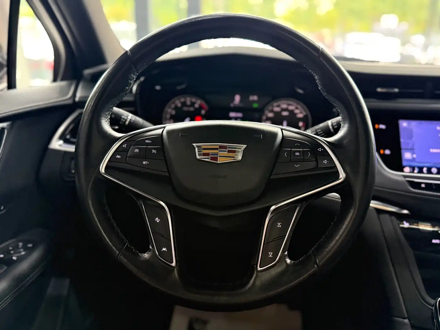 Cadillac XT5 2022 2.0T 4WD Luxury фото 16