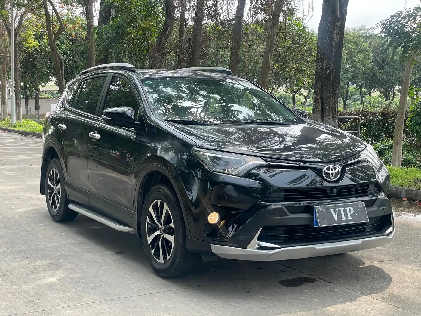 Toyota RAV4 Rongfang 2016 2.0L CVT 2WD Trend (China V) фото 6