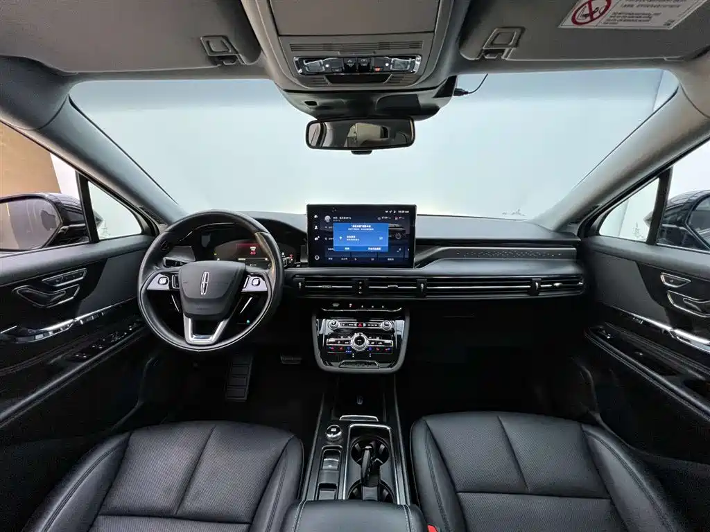 LINCOLN ADVENTURER