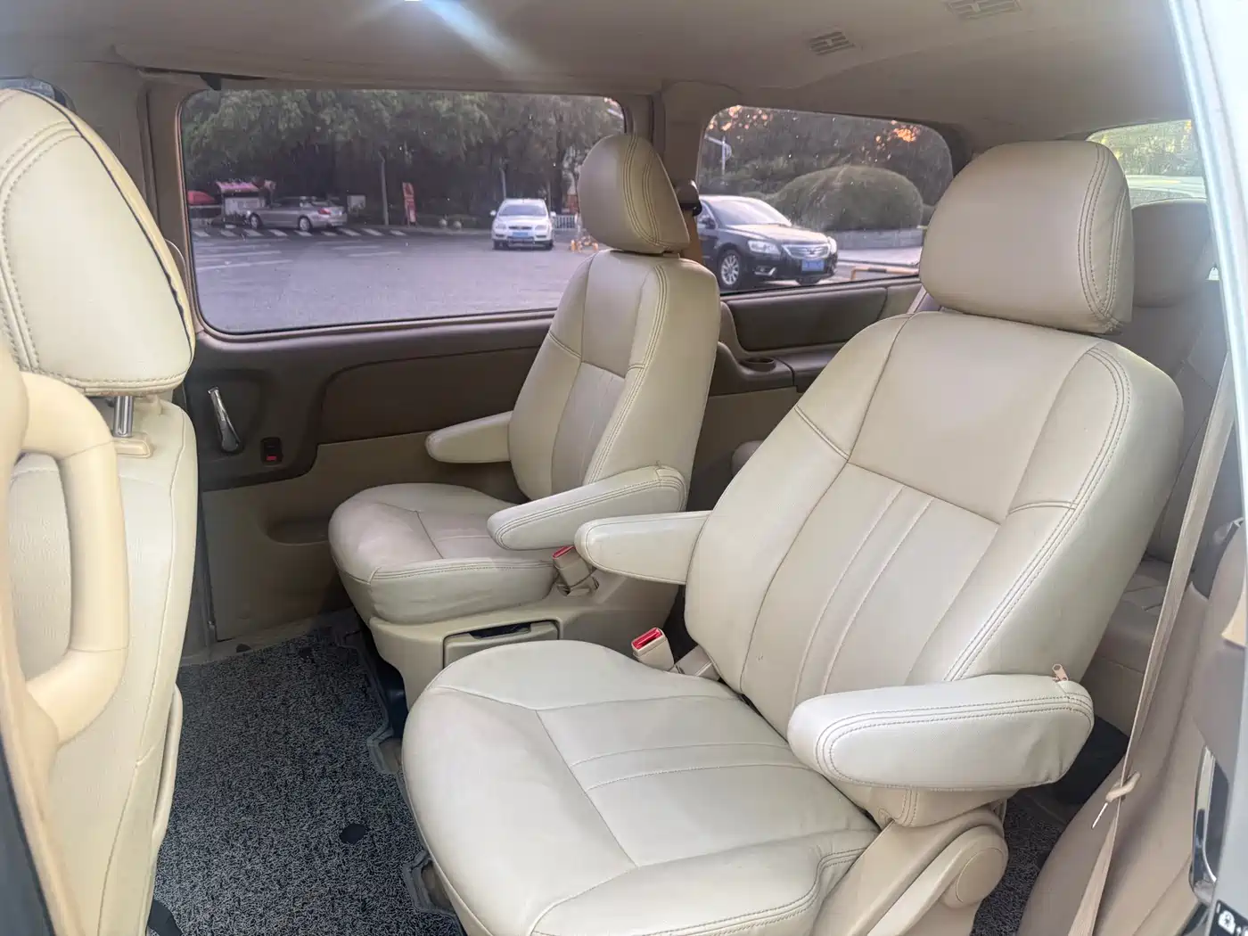 Buick GL8 2014 2.4L Classic Edition фото 11