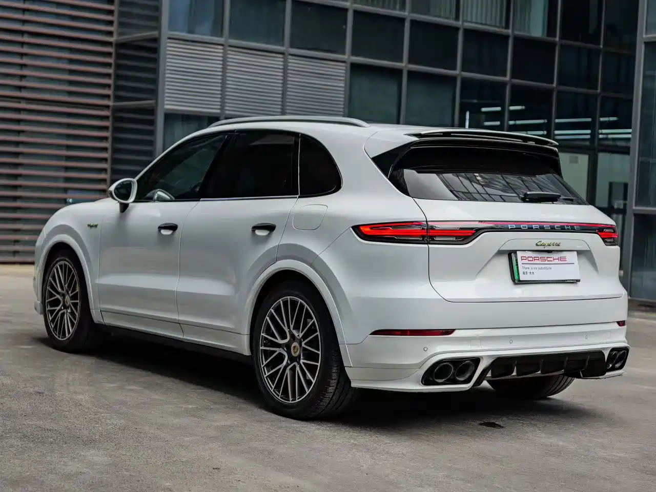 PORSCHE CAYENNE NEW ENERGY