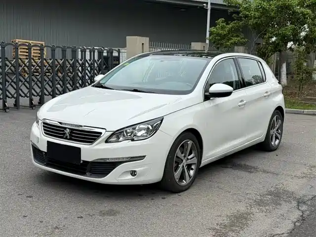 PEUGEOT 308S