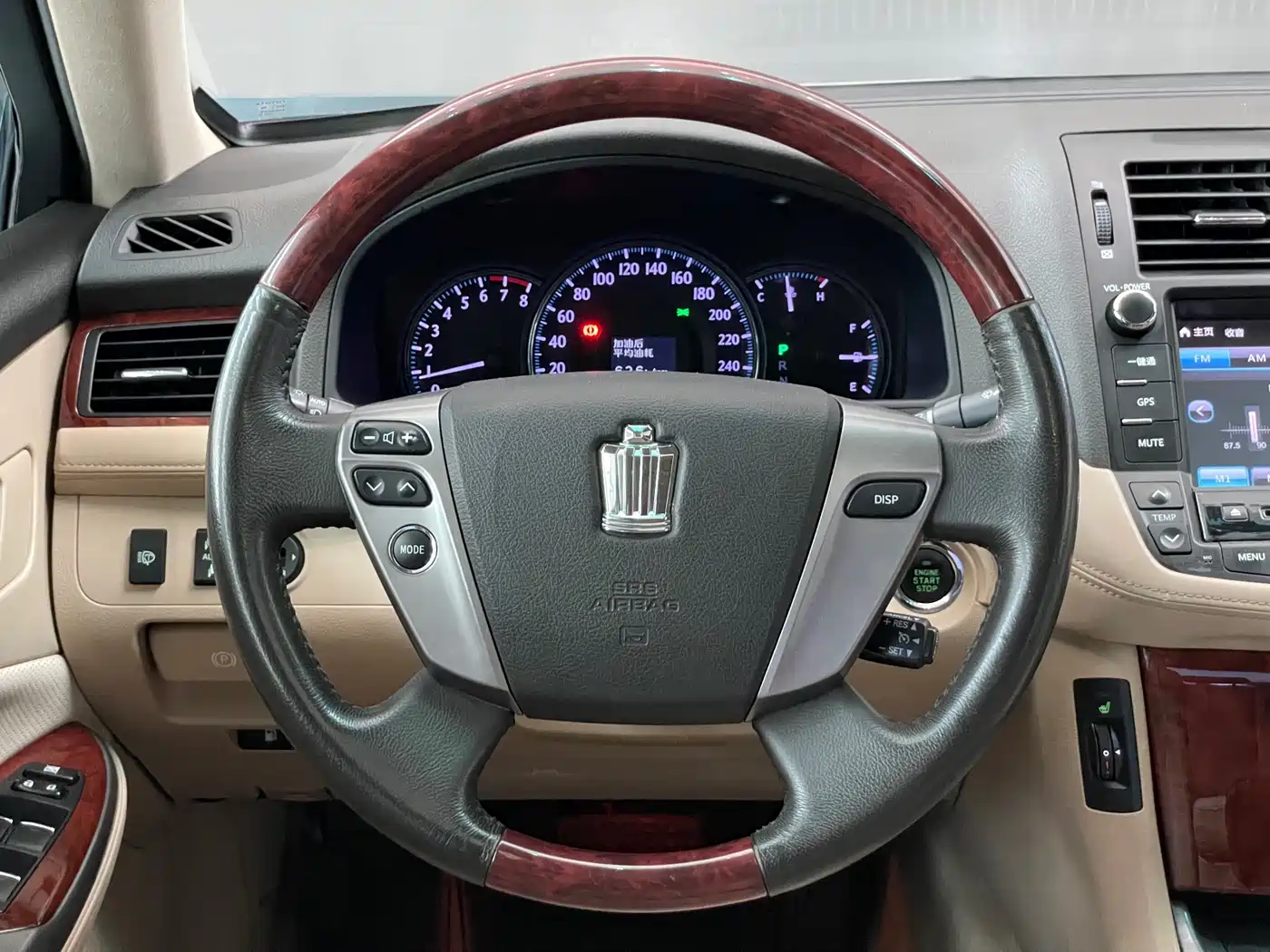 Toyota Crown 2012 2.5L Royal Leather Edition фото 13