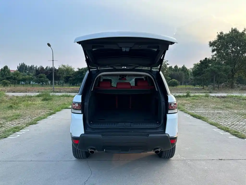 Фото 8 - Land Rover Range Rover Sport