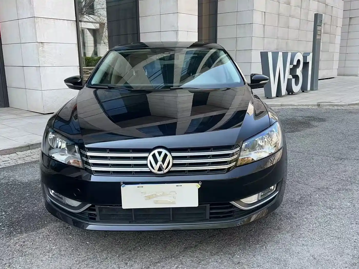 Volkswagen Passat 2014 1.8TSI DSG Luxury Edition фото 2