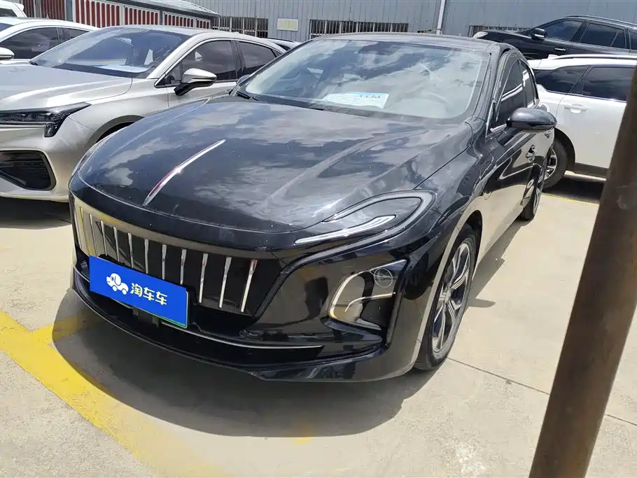 Hongqi E-QM5 2023 Basic Travel Edition