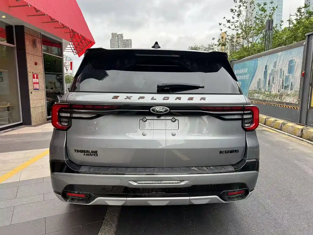 Ford Explorer 2026 2024 2.3T EcoBoost Kunlun Summit Edition 7-Seater