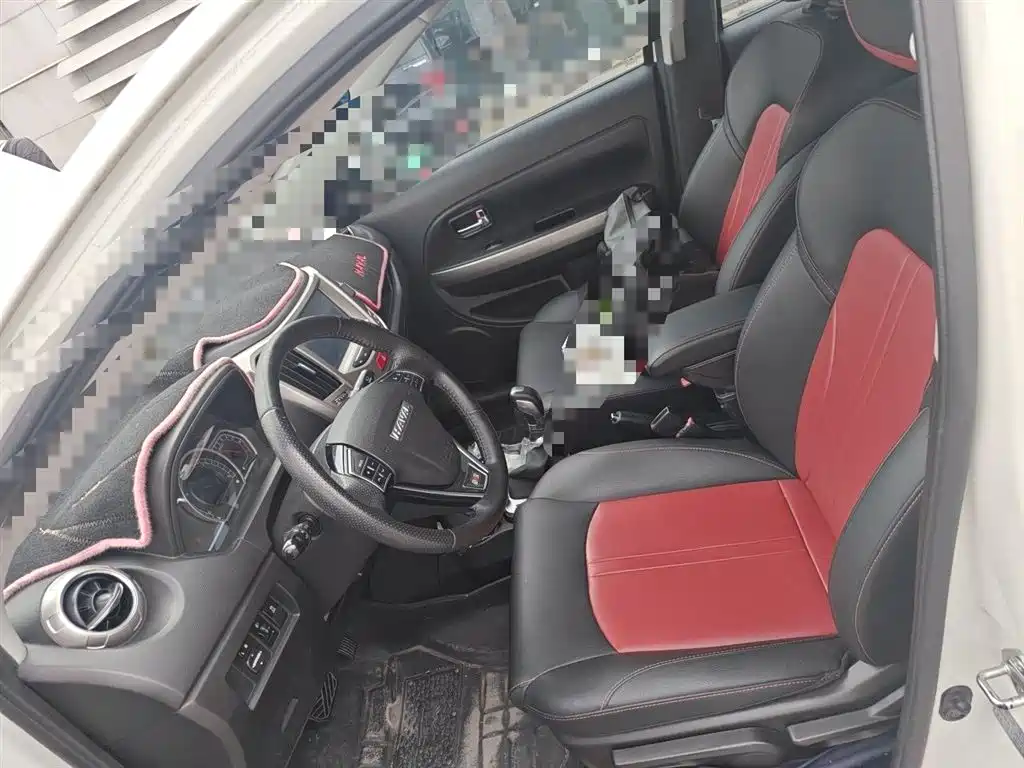 Haval H1 2017 Red Label 1.5L AMT Luxury фото 8