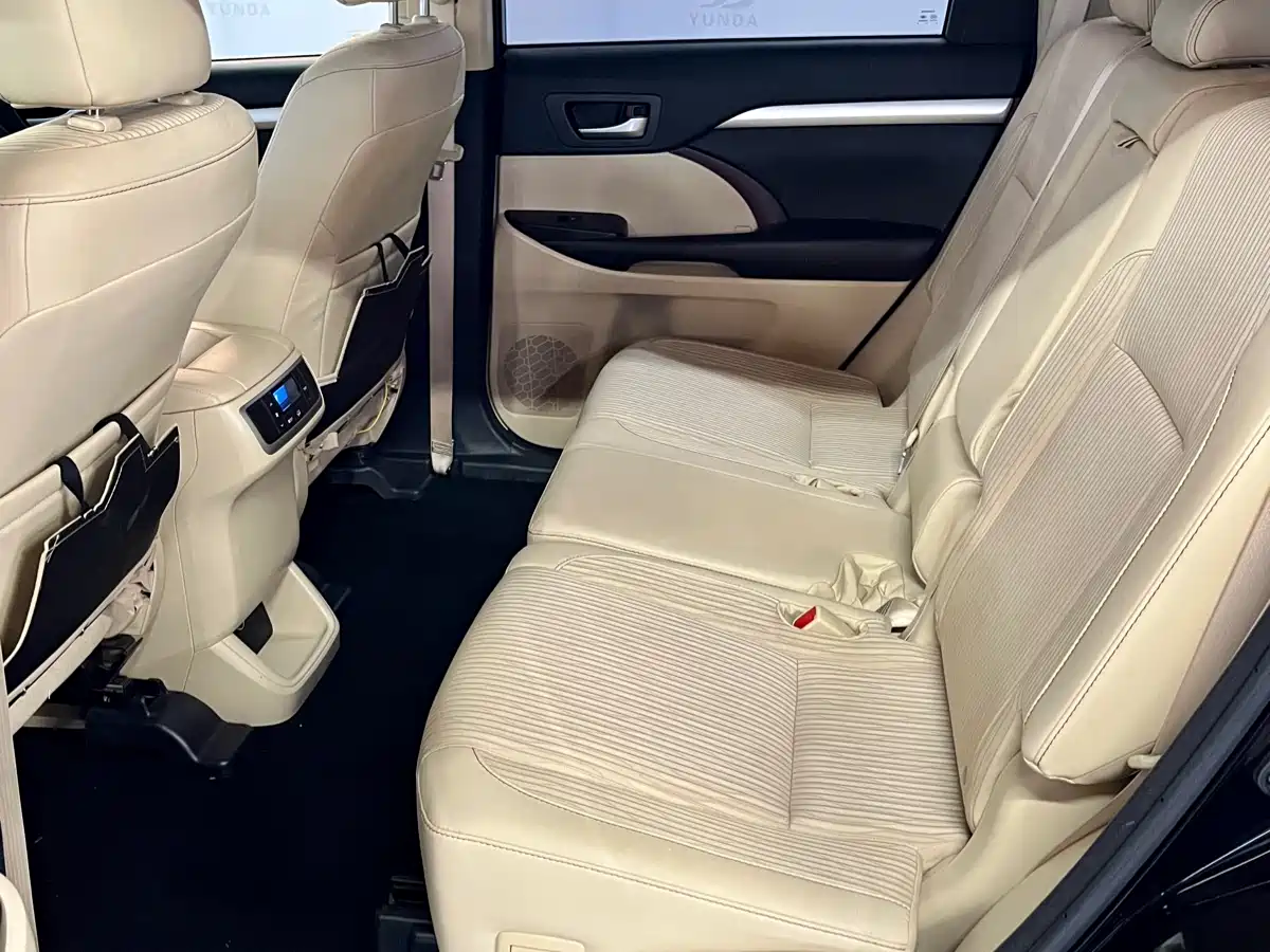 Toyota Highlander 2017 2.0T 4WD Elite 7-Seater фото 12