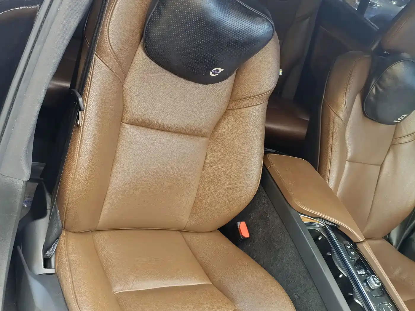Фото 35 - Volvo XC90